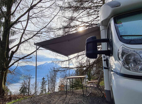 camping-car ADRIA CORAL S 680 SP  extérieur / latéral droit