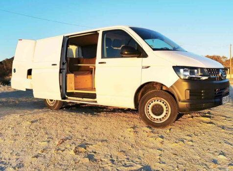 camping-car VOLKSWAGEN TRANSPORTER  extérieur / face avant