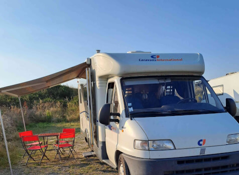 camping-car DUCATO 2,8 JTD  extérieur / face avant