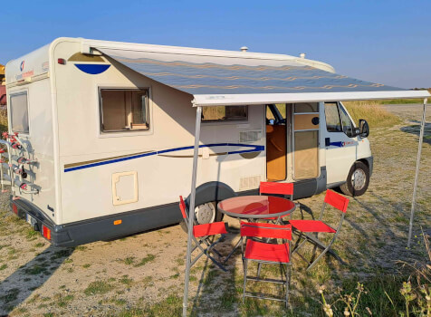 camping-car DUCATO 2,8 JTD  extérieur / latéral gauche