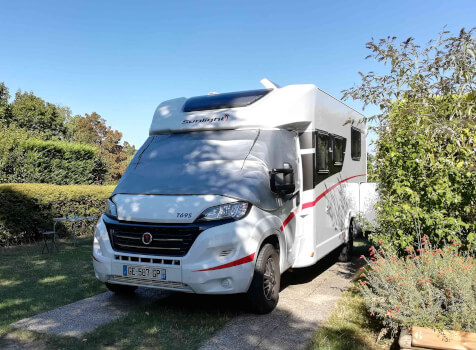 camping-car CAPRON SUNLIGHT   extérieur / latéral droit