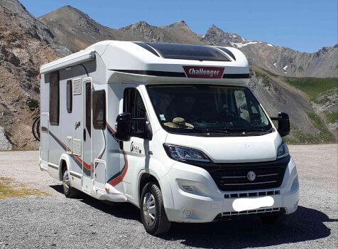 camping-car CHALLENGER DUCATO  extérieur / face avant