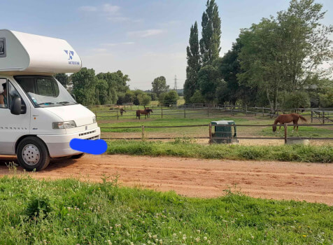 camping-car AUTOSTAR   extérieur / face avant