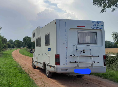 camping-car AUTOSTAR   extérieur / latéral gauche