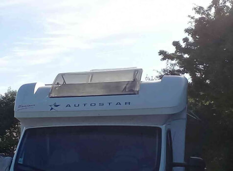 camping-car AUTOSTAR AUROS 80LP  extérieur / face avant