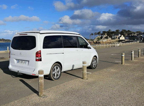 camping-car MARCO POLO W447 MERCEDES (CLASSE V)   extérieur / arrière