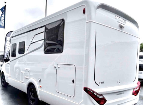 camping-car HYMER T595 S  extérieur / face avant