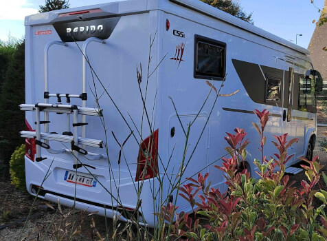 camping-car RAPIDO C55 I  extérieur / arrière