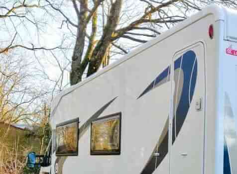 camping-car CHAUSSON WELCOME 640  extérieur / latéral gauche