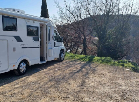 camping-car ADRIA SL COMPACT PLUS   extérieur / arrière