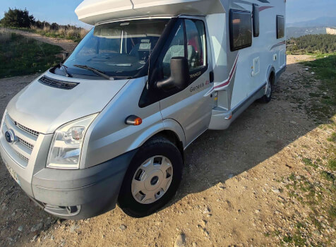 camping-car CHALLENGER GENESIS 46  extérieur / latéral gauche