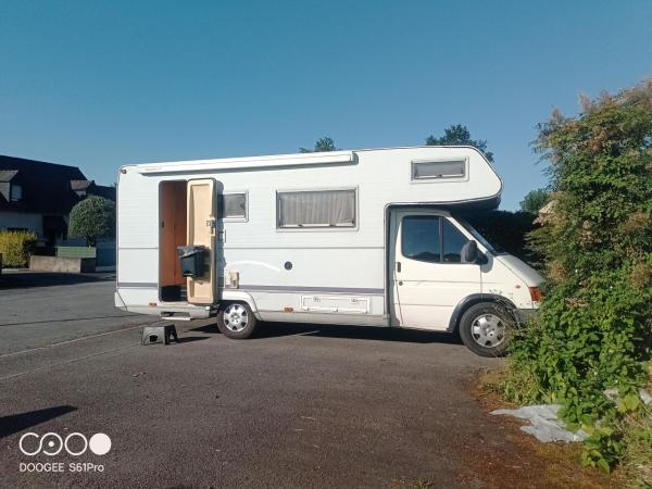 camping-car TRANSIT CHALLENGER 